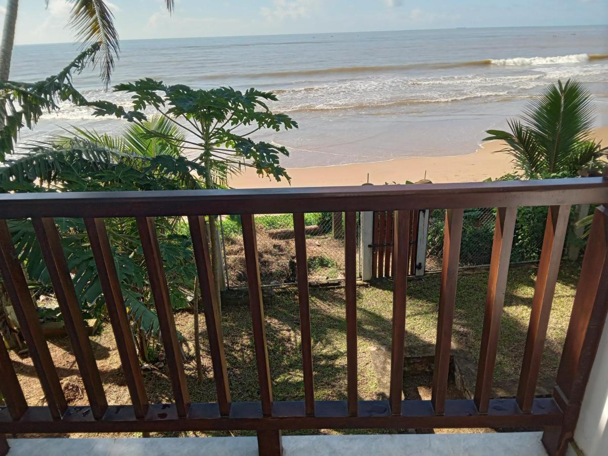 Himana Beach Rest Матара Екстериор снимка