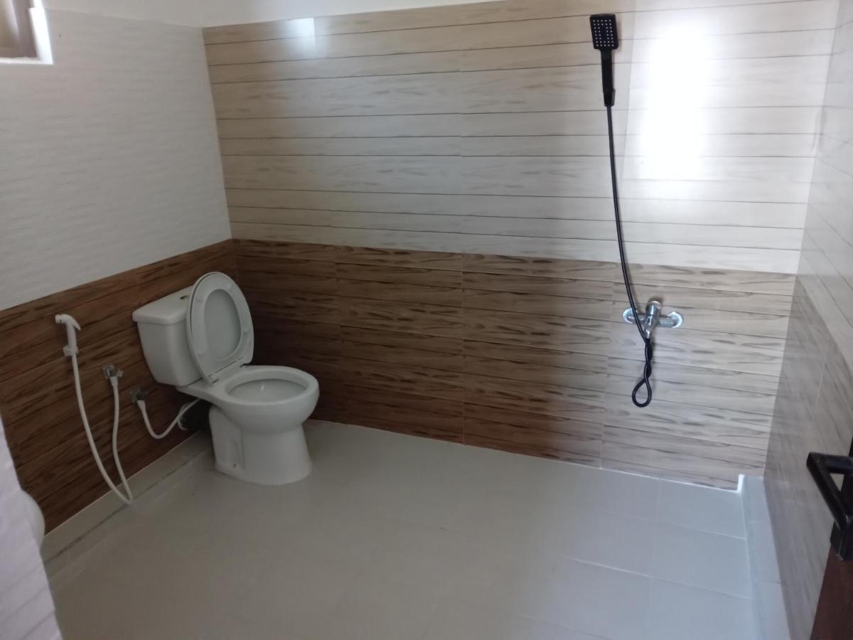 Himana Beach Rest Матара Екстериор снимка