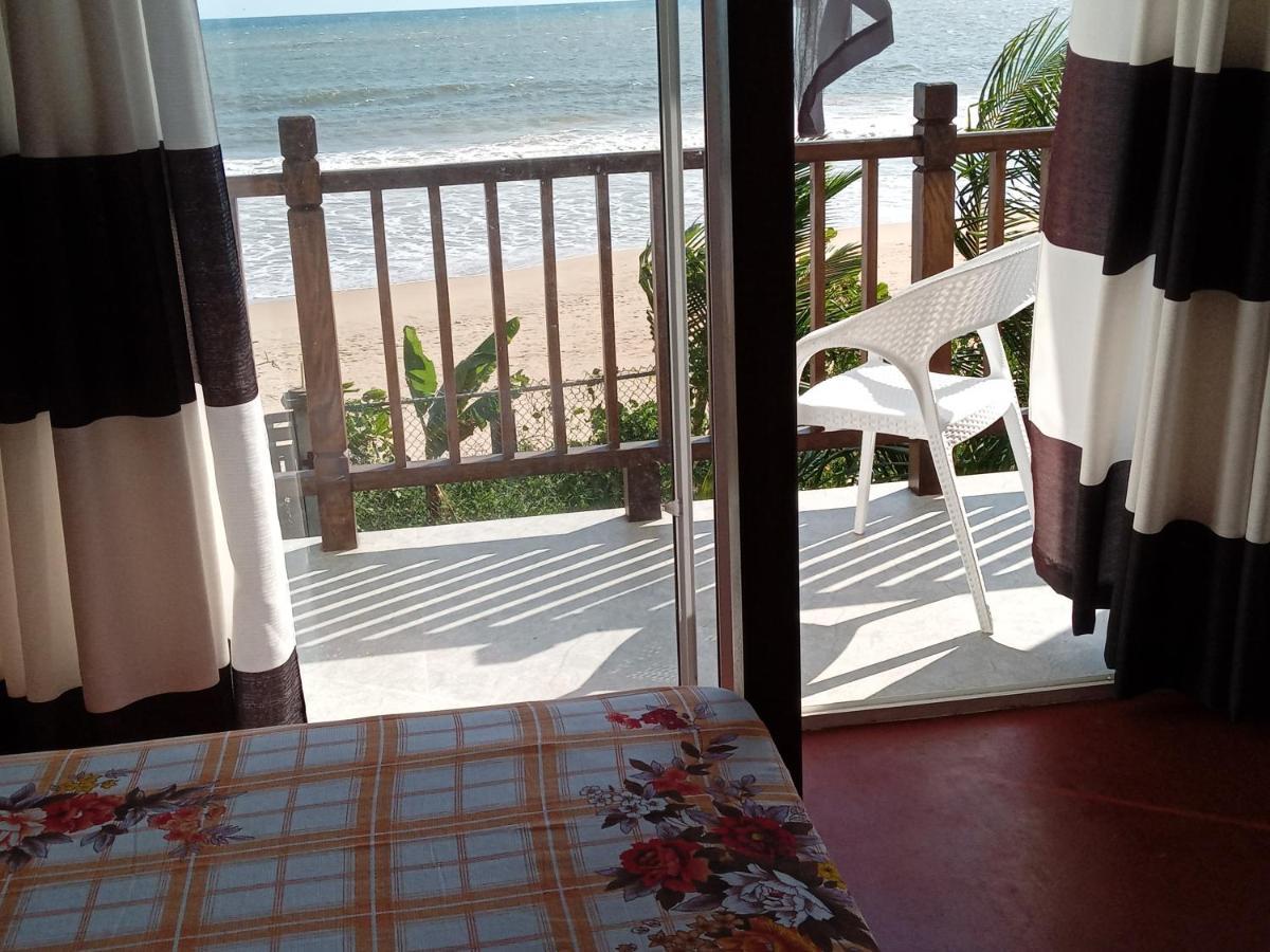 Himana Beach Rest Матара Екстериор снимка